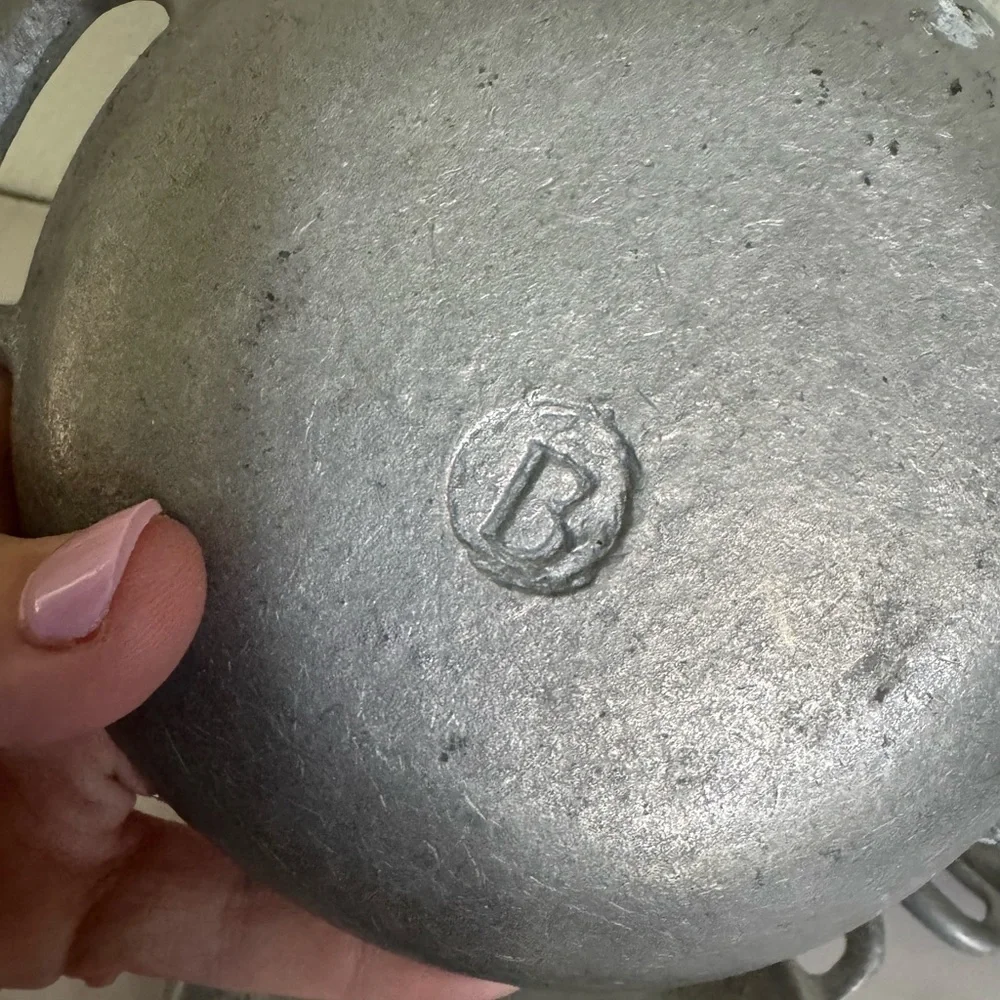 5 Vintage The Wilton Co. RWP Pewter Baking Pans